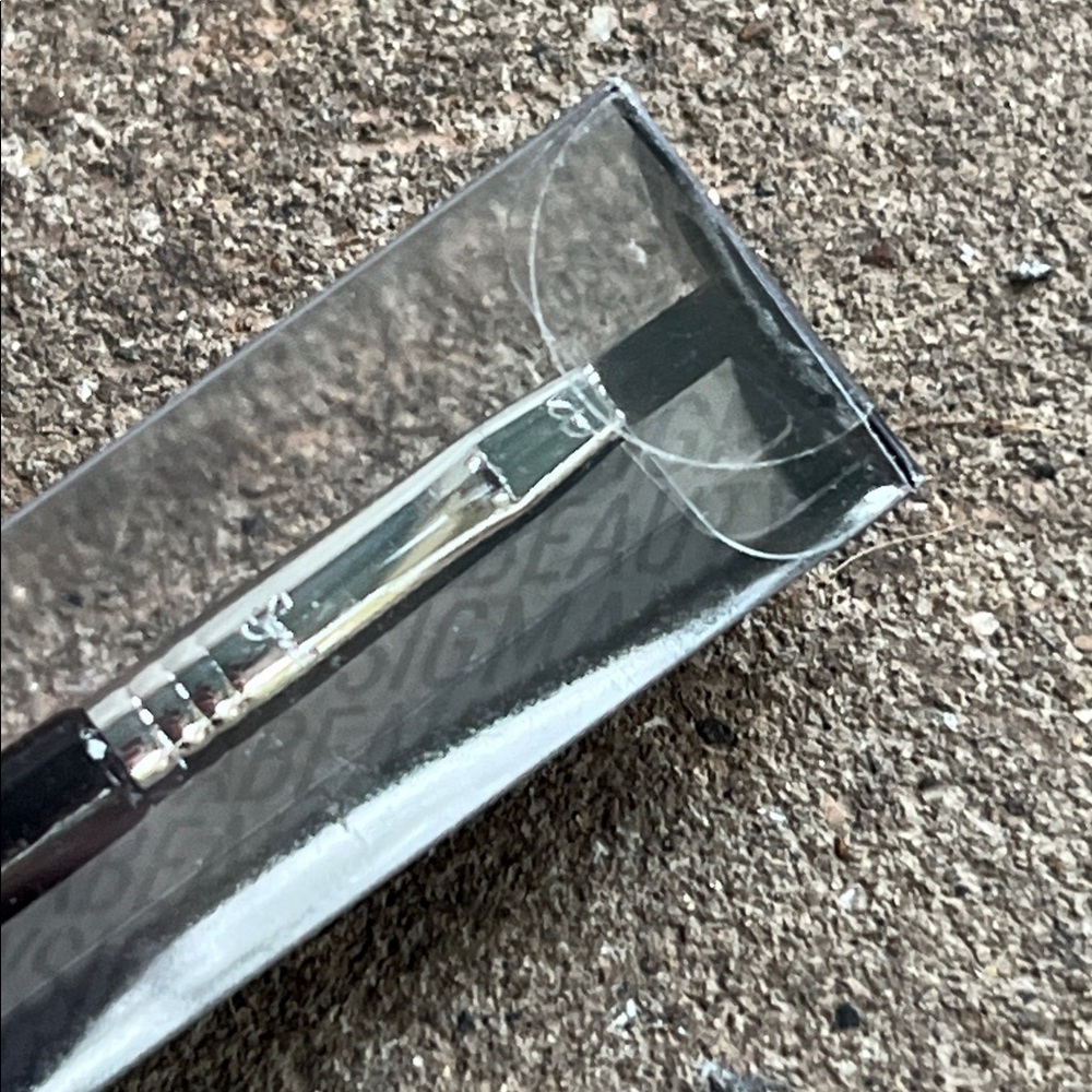 💕⚡️Sigma Beauty E16 Tightline Brush - Picture 3 of 6
